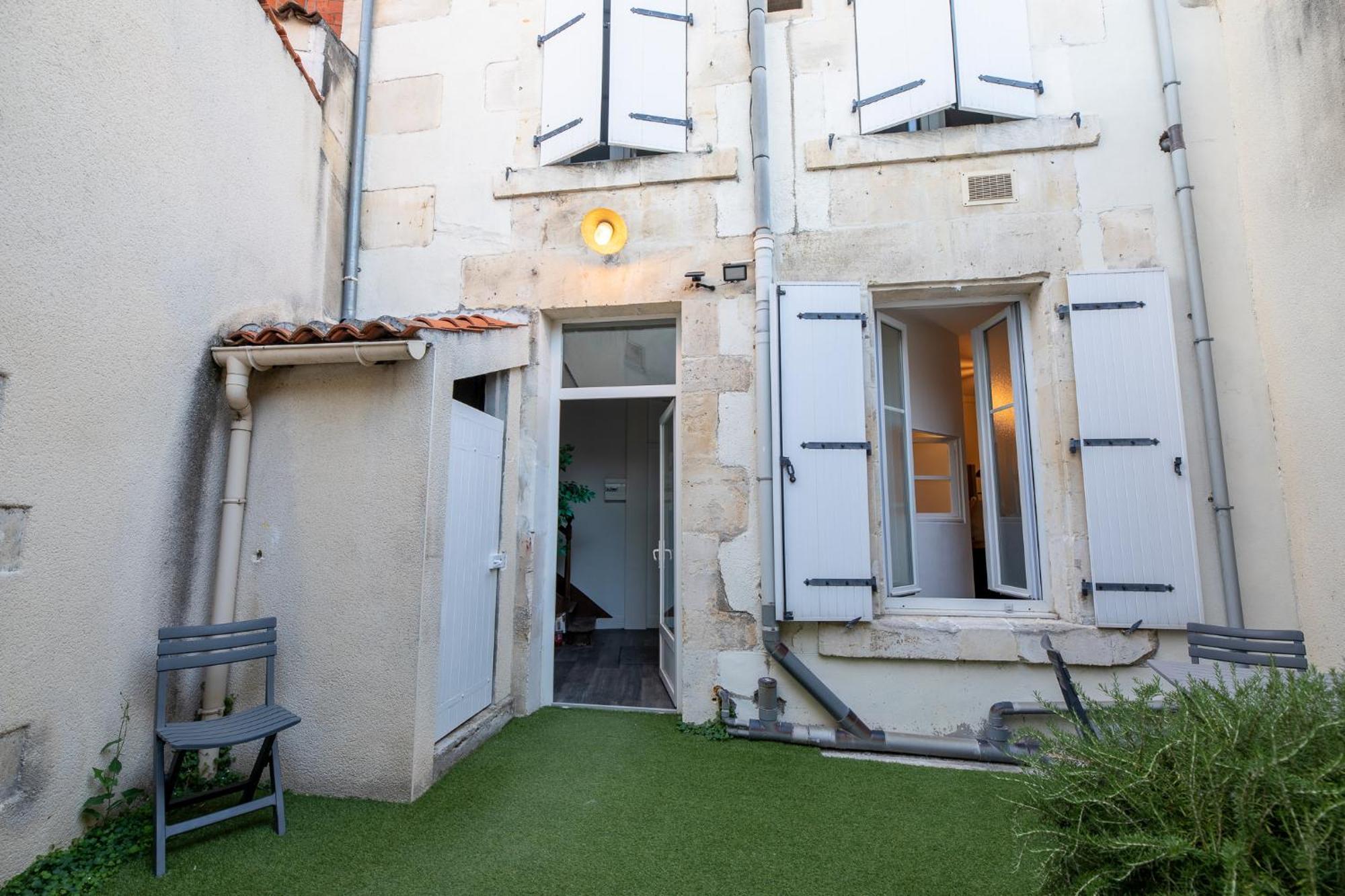 #Nouveau@Nature&Beaut# Cognac Exterior photo